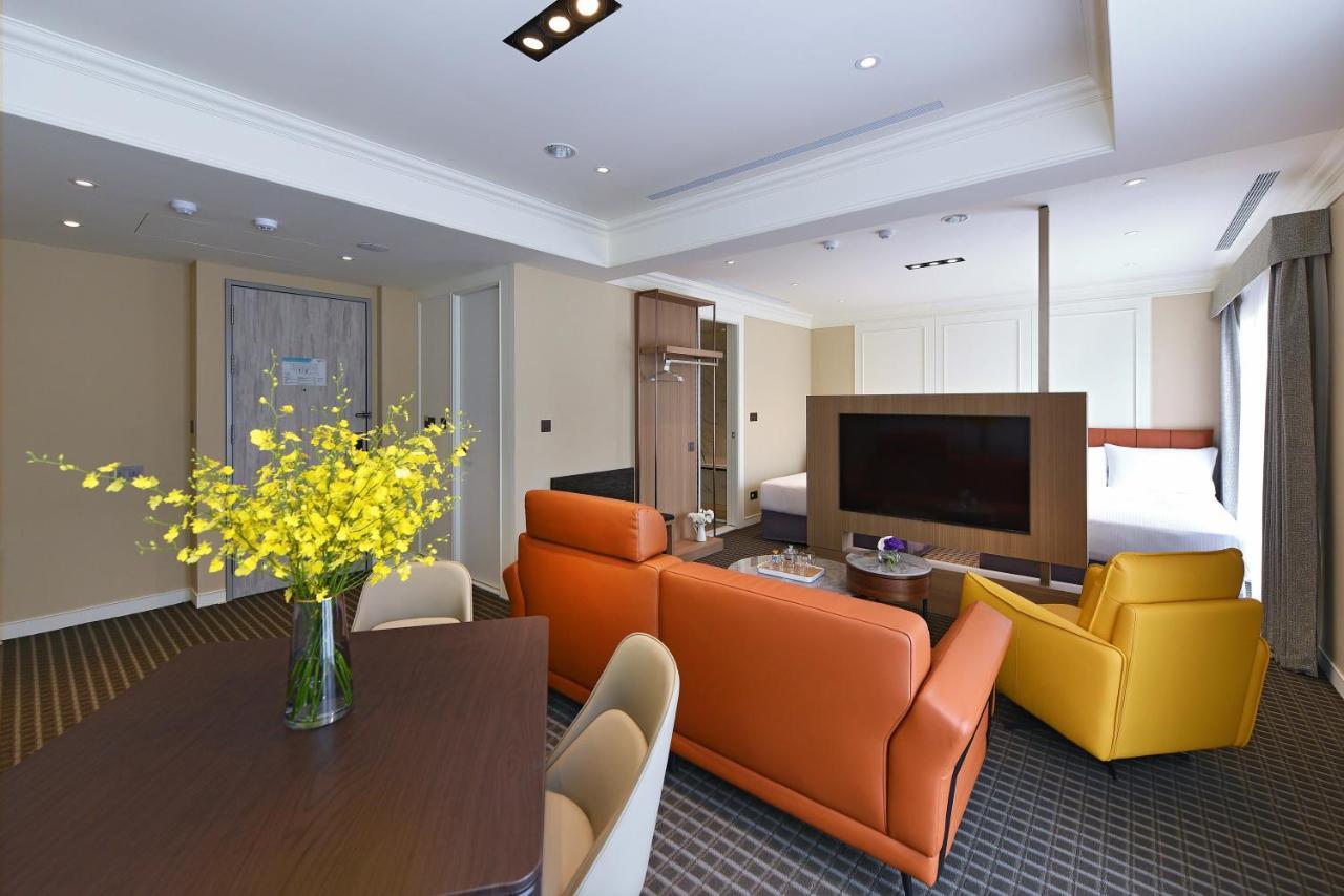 Fullon Poshtel - Shuili Hotel Bagian luar foto