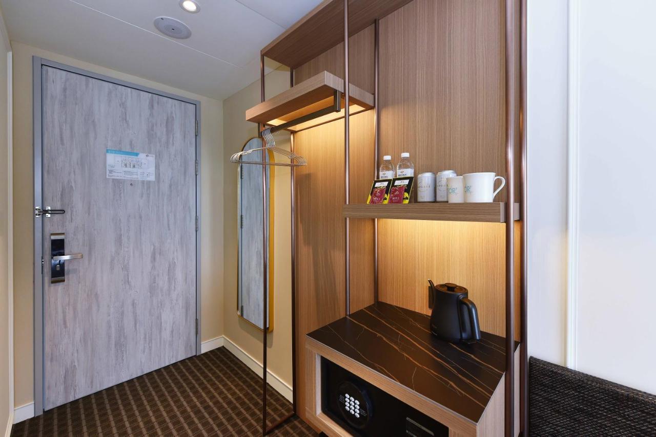 Fullon Poshtel - Shuili Hotel Bagian luar foto